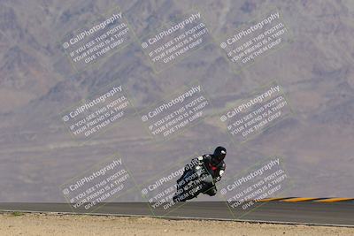 media/Oct-08-2022-SoCal Trackdays (Sat) [[1fc3beec89]]/Turn 10 (945am)/